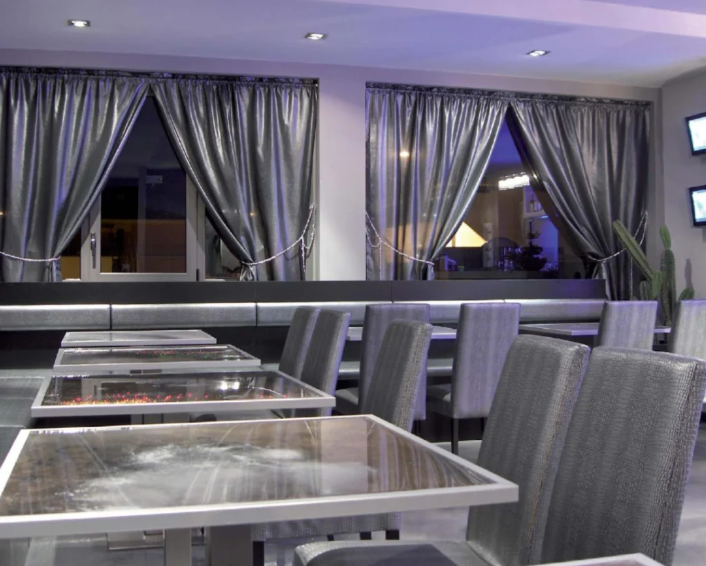 Foto Galería Revestimientos Tesla